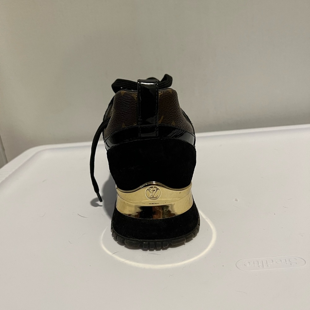 Louis Vuitton Run Away Sneakers - Picture 2 of 4
